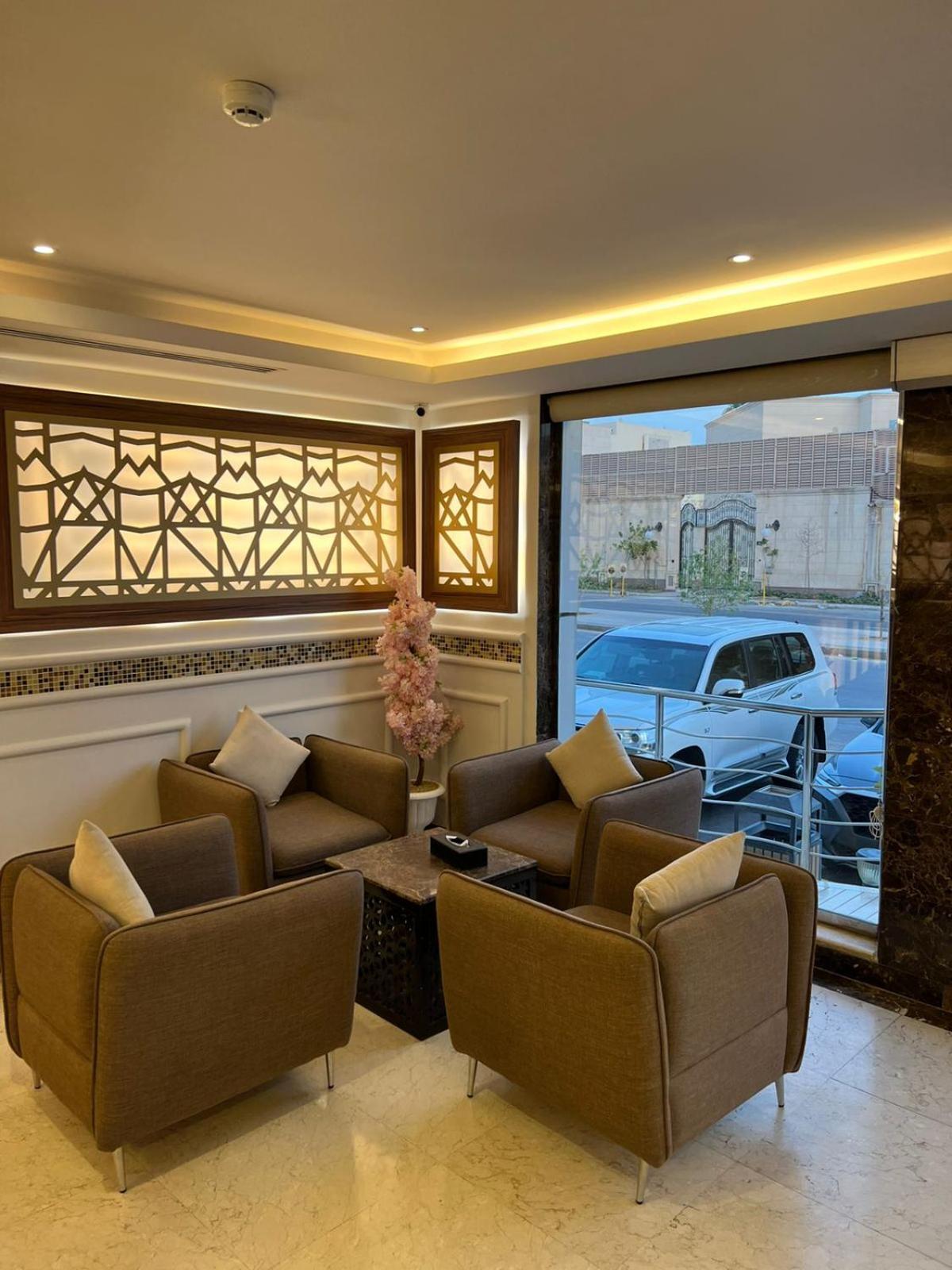 ال متعب سويتس المرسلات Aparthotel Riyadh Exterior photo
