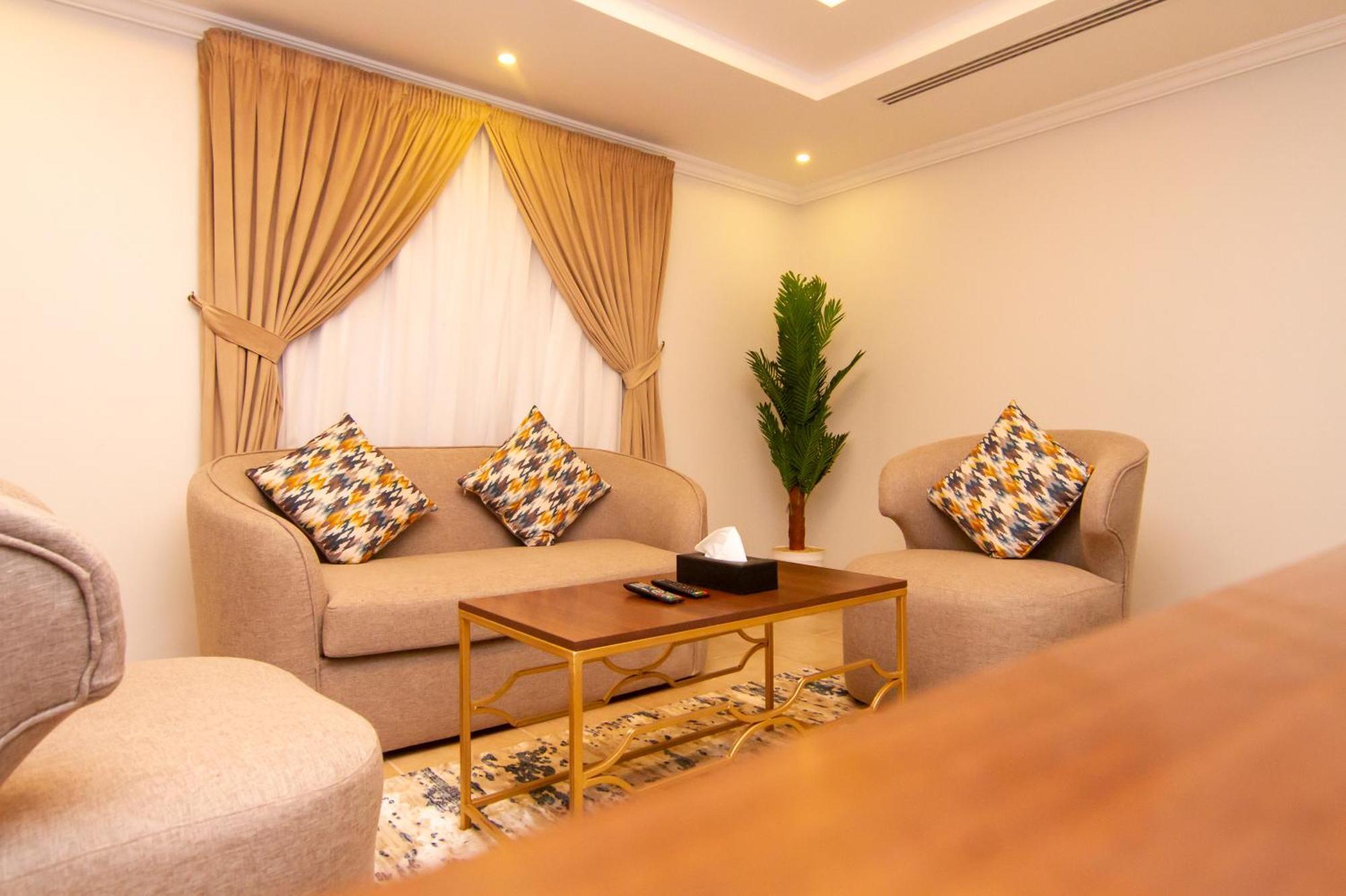 ال متعب سويتس المرسلات Aparthotel Riyadh Exterior photo